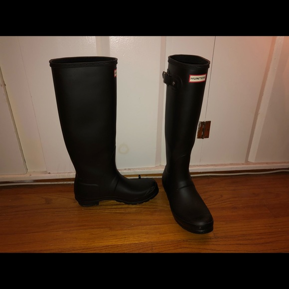 Hunter Rain Boots - Picture 1 of 3